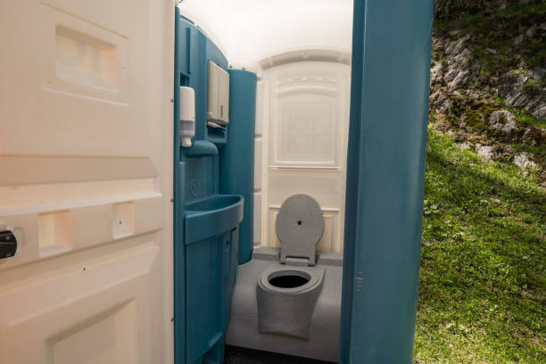 Best Porta potty rental near me  in Macedonia, OH